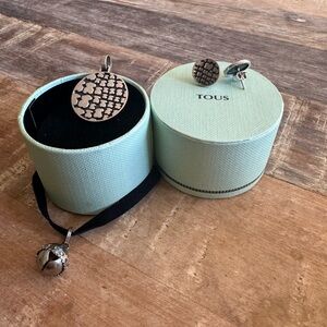 Tous Silver Saurio Set (pendant & earings)
Never used